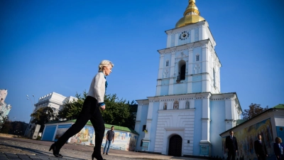 Ursula von der Leyen ist seit Kriegsbeginn schon mehrfach in Kiew gewesen. (Foto: Christoph Soeder/dpa-ENR-Pool/dpa)