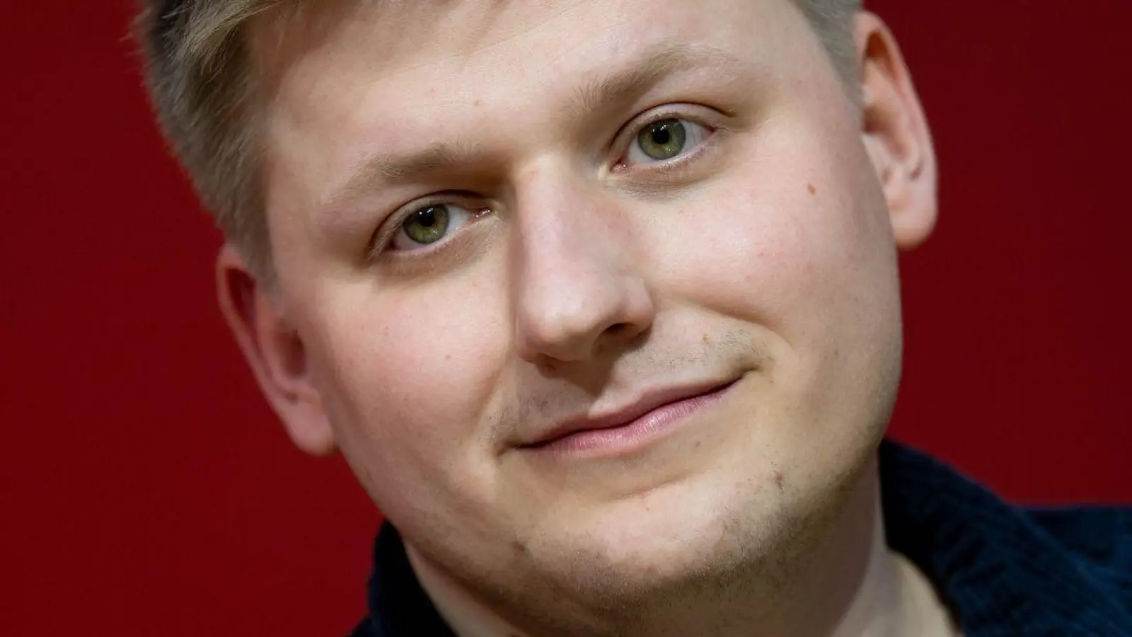 Muss vor dem Amtsgericht erscheinen: El Hotzo. (Archiv) (Foto: Hendrik Schmidt/dpa)