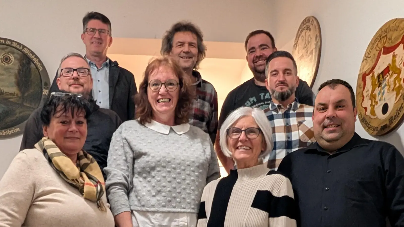 Wollen die Gemeinde auch in Zukunft weiter voranbringen: Die Kandidatinnen und Kandidaten der Dietersheimer FWG sind für die Kommunalwahl nominiert worden. (Foto: Hans-Bernd Glanz)