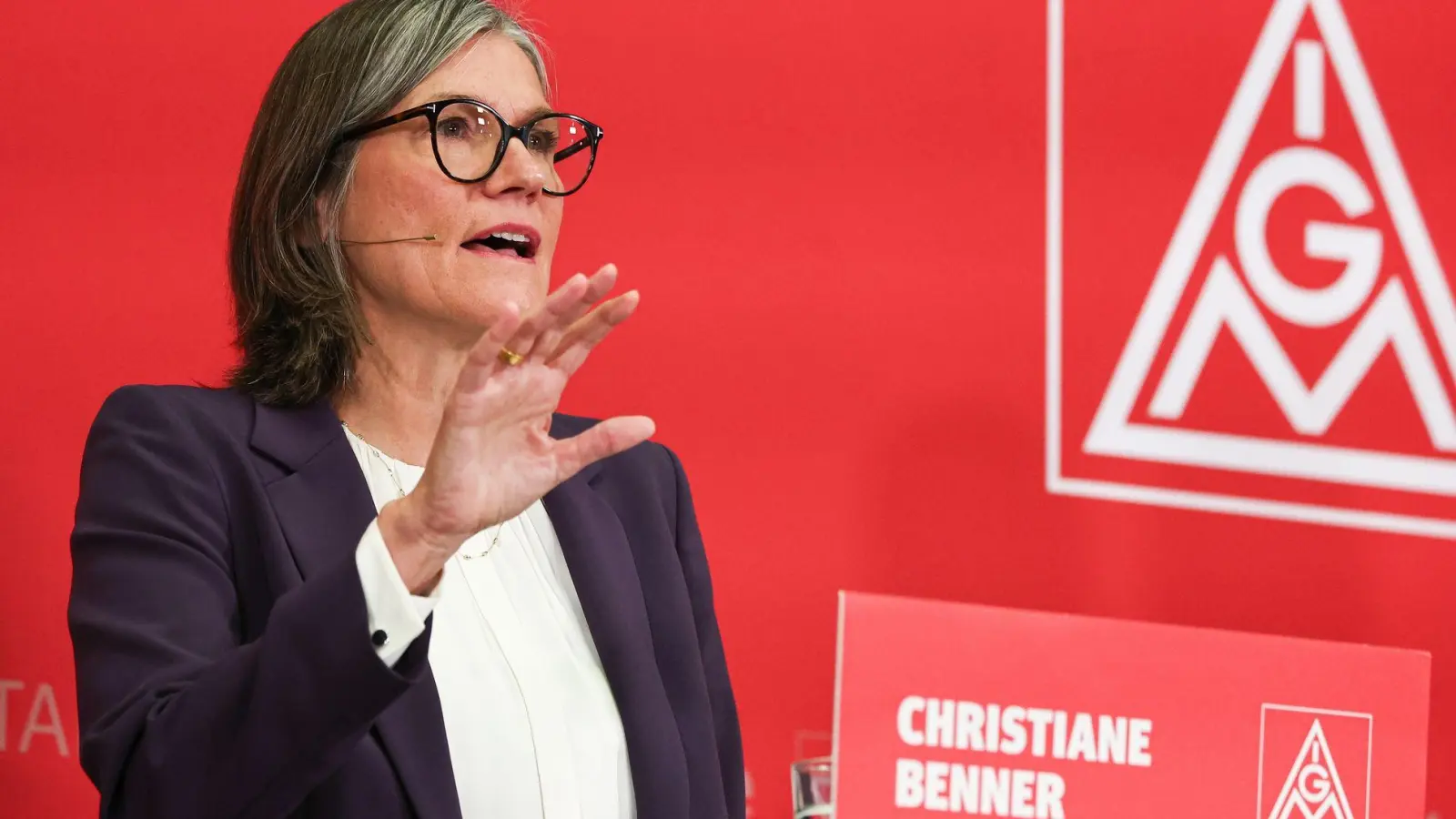 IG-Metall-Chefin Benner fordert mehr Flexibilität beim Verbenner-Aus. (Archivbild) (Foto: Hannes P Albert/dpa)