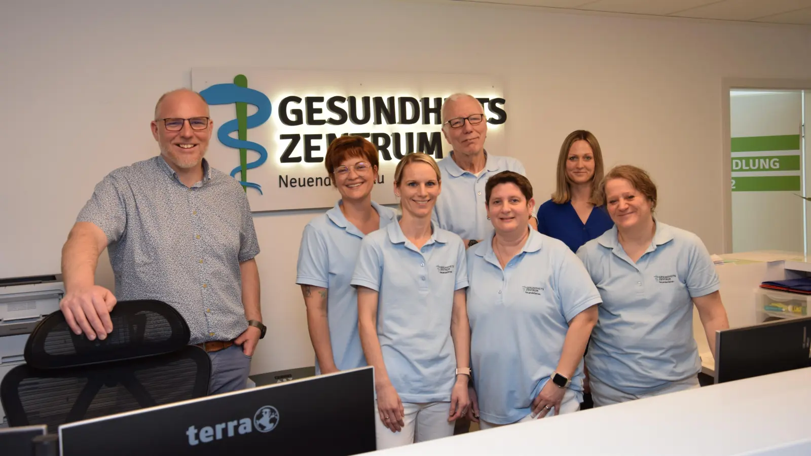 Die Arbeit im Gesundheitszentrum Neuendettelsau war gerade zu Beginn enorm. Da die Aufgaben aber auf mehrere Schultern verteilt werden, konnte das Team die Herausforderungen meistern. (Foto: Florian Schwab)