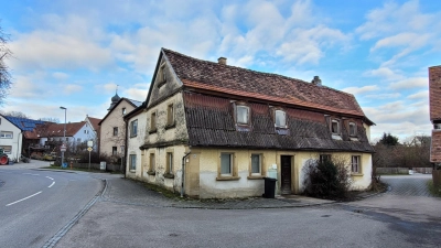 Das Schächthaus in Ermetzhofen 61 ist von drei Straßen umgeben. (Foto: Nina Daebel)