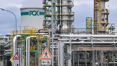 Gute Nachrichten für die Beschäftigten der PCK-Raffinerie in Schwedt. (Archivbild) (Foto: Patrick Pleul/dpa)
