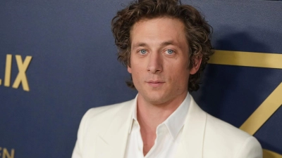 Jeremy Allen White bereitet sich auf seine Rolle als Musiklegende Bruce Springsteen vor. (Archivbild) (Foto: Jordan Strauss/AP/dpa)