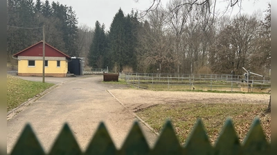 Bruckberg muss in den kommenden Jahren die Kläranlage sanieren oder den Anschluss an eine andere Kommune suchen. Die nötigen Investitionen prägen die mittelfristige Finanzplanung und werfen bereits im aktuellen Haushalt ihre Schatten voraus. (Foto: Yvonne Neckermann)