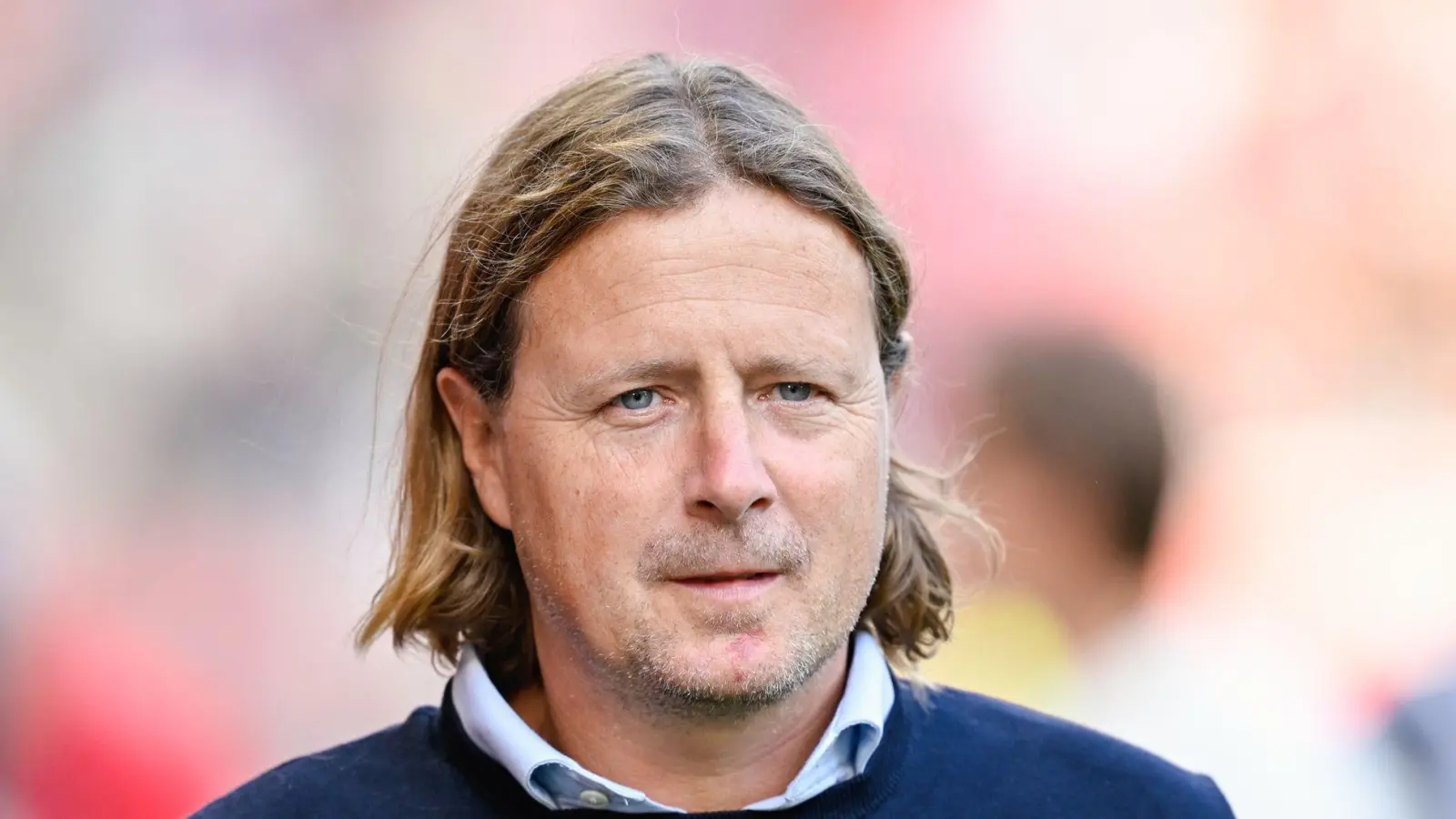 Trainer Bo Henriksen will dem FSV Mainz 05 den ersten Saisonsieg in der Liga holen. (Foto: Uwe Anspach/dpa)