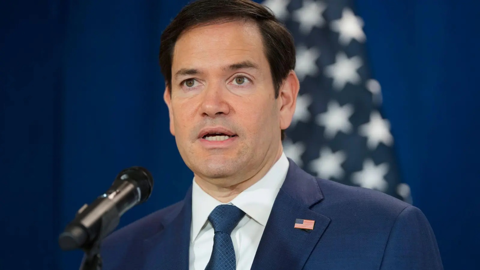 US-Außenminister Rubio fordert arabische Länder zu einem eigenen Vorschlag bezüglich der Zukunft des Gazastreifens auf. (Archivbild)  (Foto: Mark Schiefelbein/Pool AP/dpa)