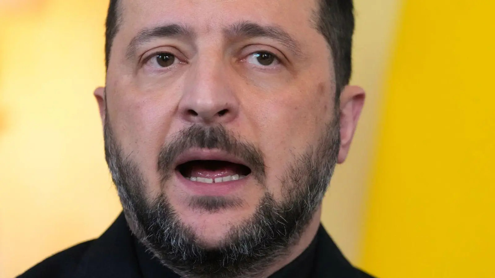 Der ukrainische Präsident Wolodymyr Selenskyj kündigt neue Gespräche einer ukrainischen Delegation mit US-Vertretern an. (Archivbild) (Foto: Kirsty Wigglesworth/Pool AP/dpa)