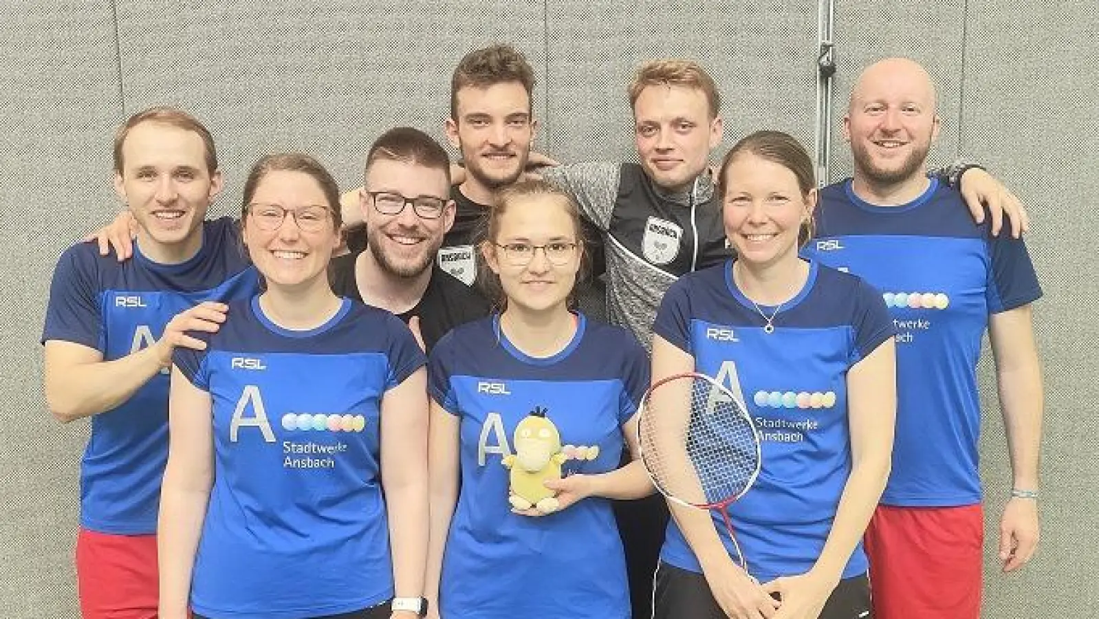 Wladislaw Kuguschew, Christina Mahlein, Nico Goth, Dennis Jungkind, Anita Kuguschew, Clemens Würth, Nina Buckel und Tobias Winter (von links). (Foto: Selfie)