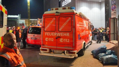 Der Zugverkehr in Stuttgarter ruhte vorsichtshalber, der Bahnhof war abgesperrt. (Foto: Enrique Kaczor/onw-images/dpa)