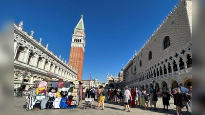 Venedig kostet für Tagesbesucher jetzt wieder Eintritt. (Archivbild) (Foto: Christoph Sator/dpa)