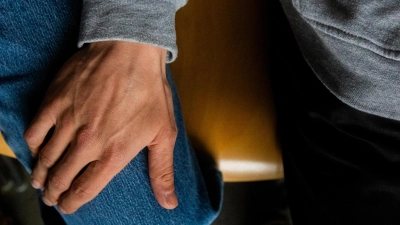 Ein Lehrer soll sich einer Schülerin im Sportunterricht genähert haben und stand deshalb nun in Ansbach vor dem Amtsgericht. (Symbolbild: Evi Lemberger)