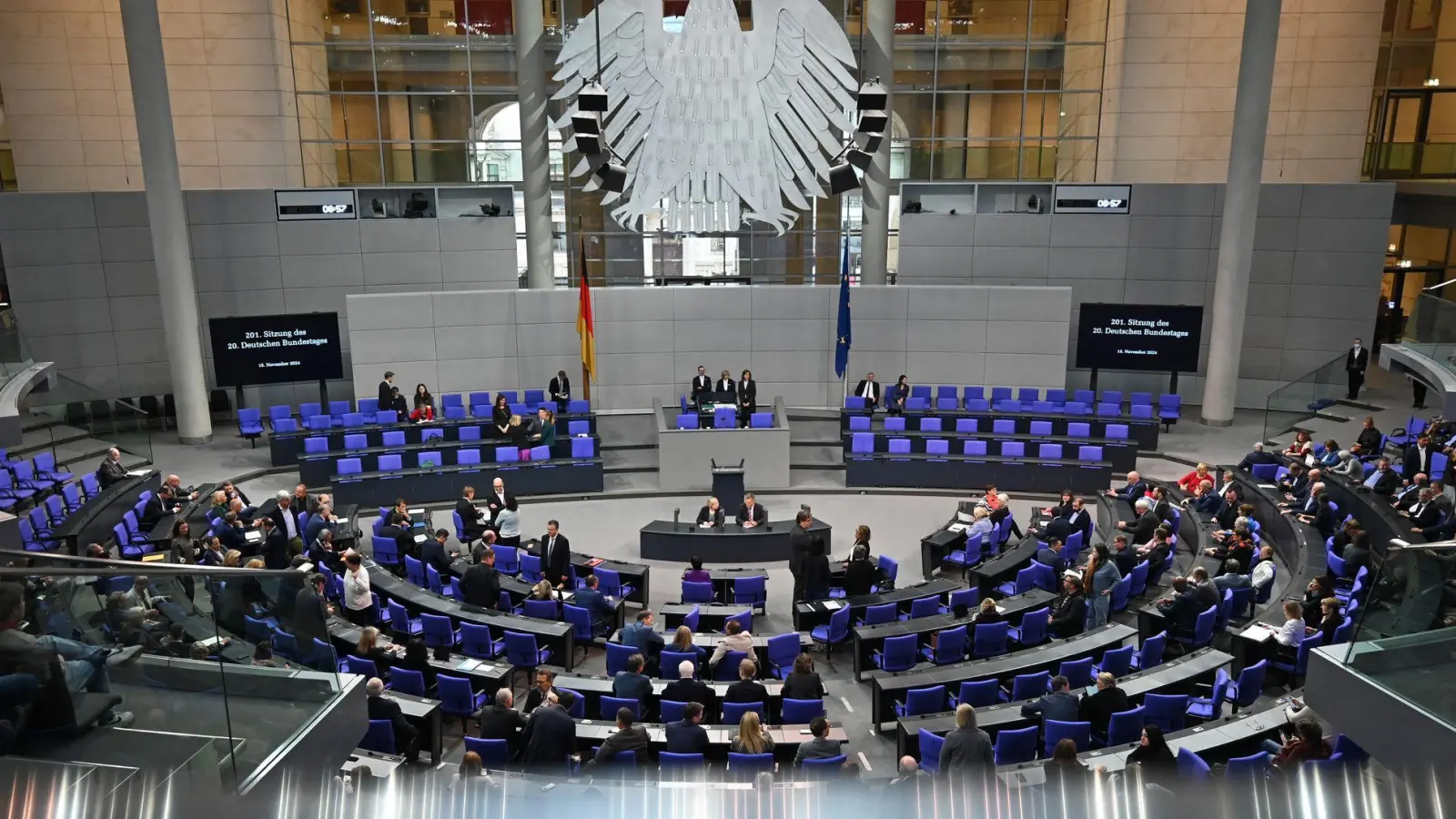 Der Bundestag streicht eine komplette Sitzungswoche, weil nach dem Ampel-Aus keine Haushaltsberatungen stattfinden.  (Foto: Anna Ross/dpa)