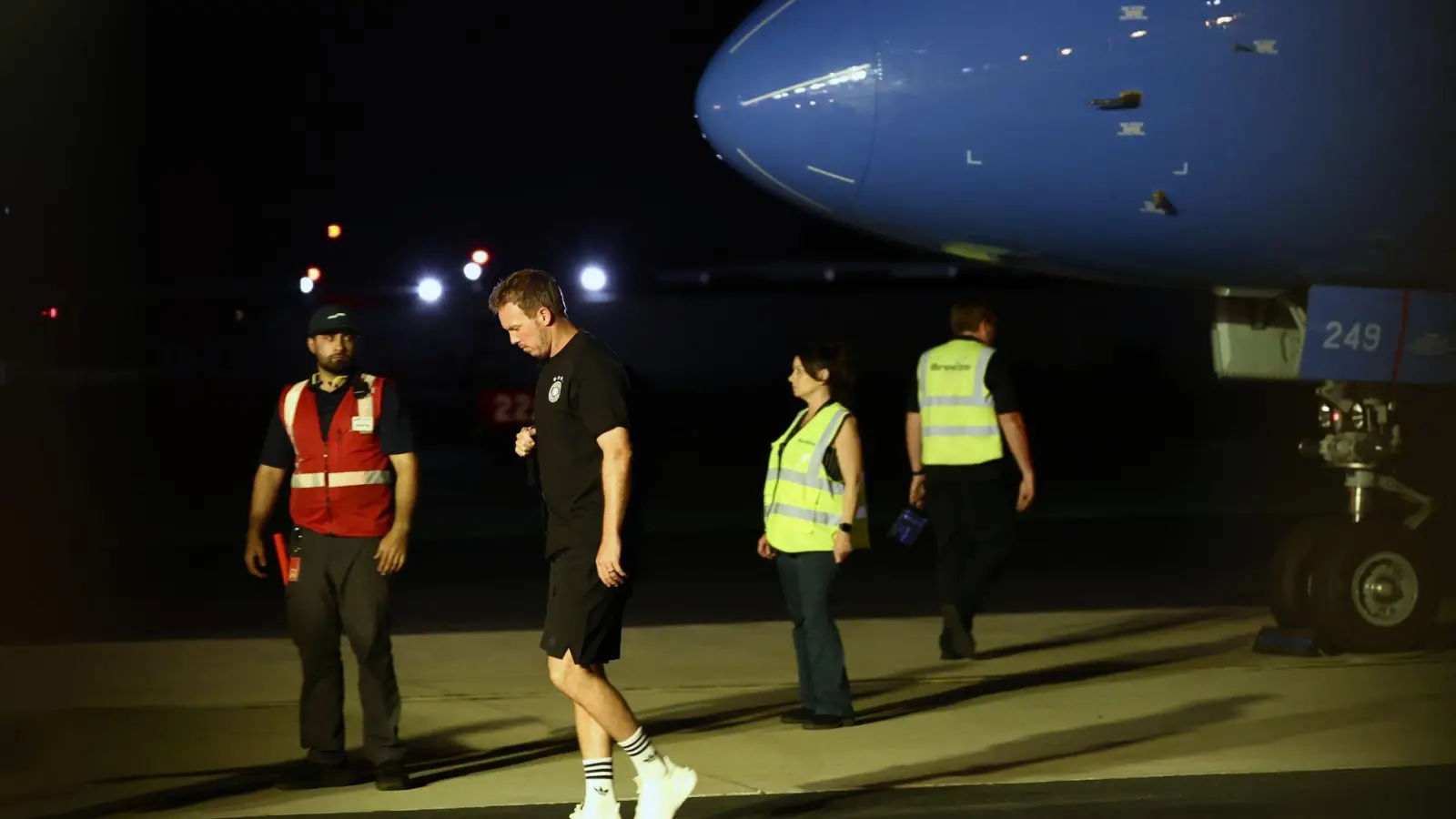 Viel Arbeit, wenig Zeit: Julian Nagelsmann bei der Rückkehr nach Winston-Salem.    (Foto: Christian Charisius/dpa)