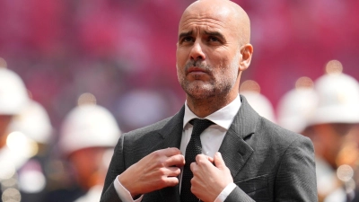 Könnte 2025 ein Kandidat für Englands Nationalteam sein: Pep Guardiola. (Foto: Kin Cheung/AP/dpa)