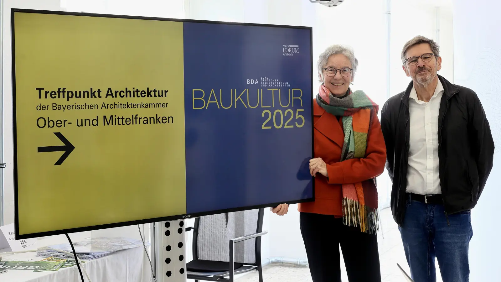 Stellen das Programm „Bauen im Bestand“ vor: Elisabeth Meisel und Jürgen König . (Foto: Thomas Wirth)