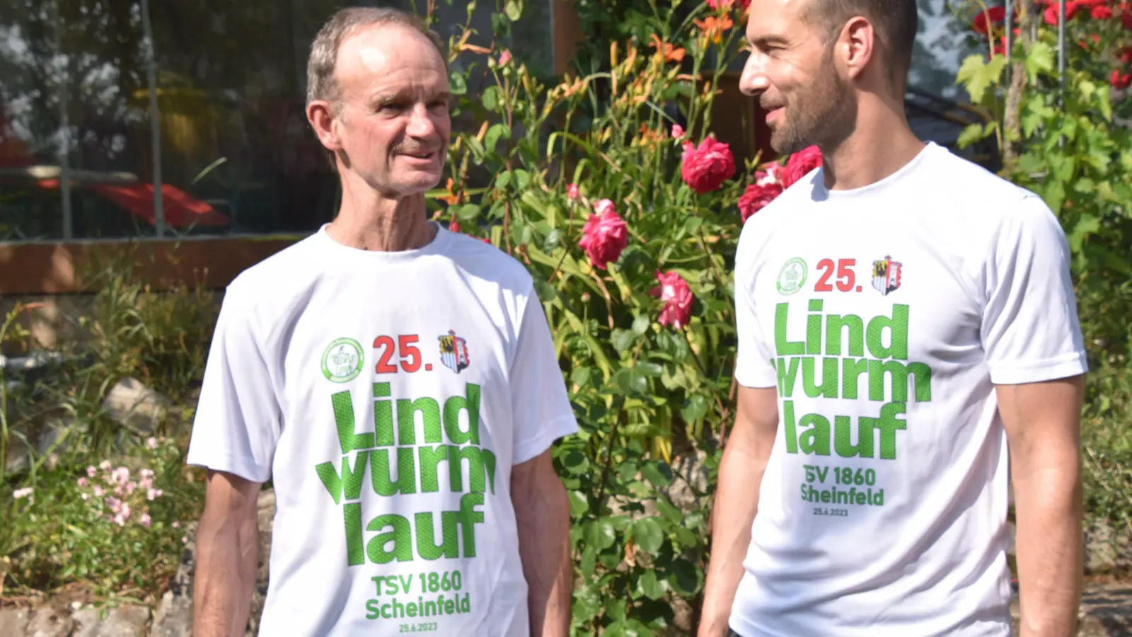 Walter Schmitt (links) und sein Nachfolger als Lauftreff-Leiter und Lindwurmlauf-Organisator, Sebastian Rückel, freuen sich auf die Jubiläumsveranstaltung am Sonntag. (Foto: Andreas Reum)