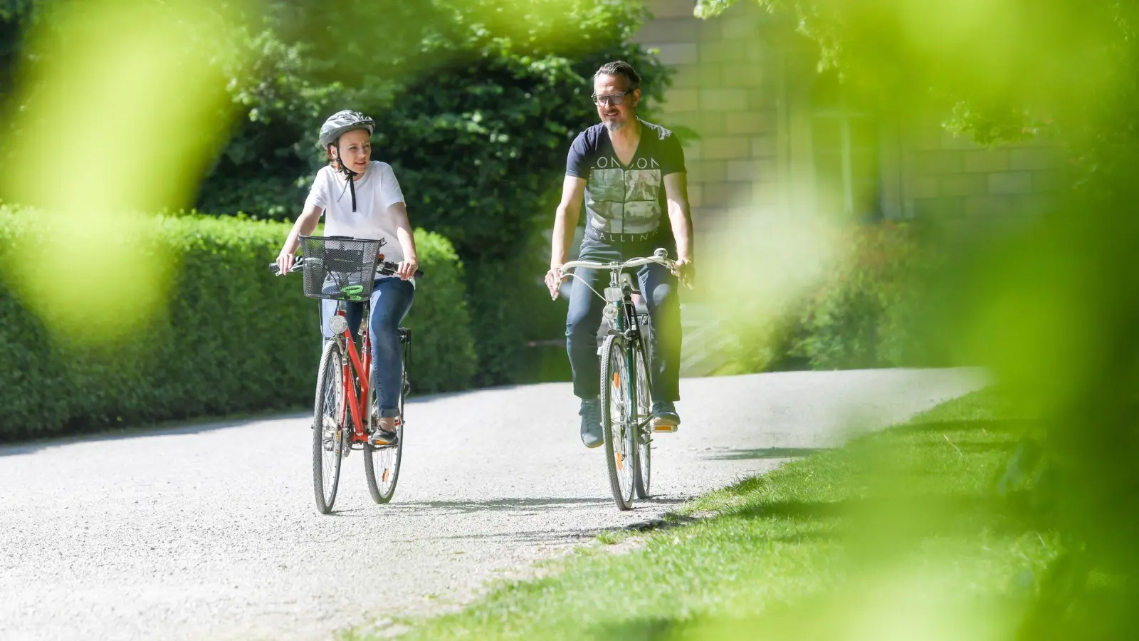 Insgesamt setzten 376 Teilnehmerinnen und Teilnehmer in 17 Teams darauf, mehr Wege mit dem Fahrrad zurückzulegen. (Symbolbild: Tobias Hase/dpa-tmn)