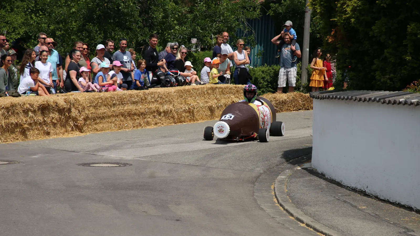 Die Zuschauer dürfen sich auf selbstgebaute Seifenkisten und ein lustiges Miteinander freuen. (Foto: Alexander Biernoth)