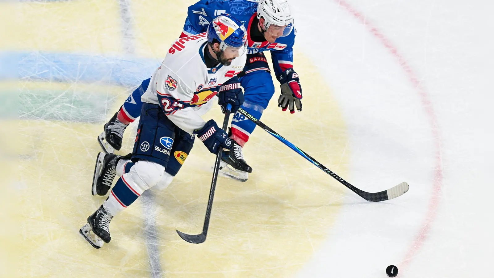 Im vierten Halbfinal gelang München gegen Mannheim der erste Sieg (Archivbild). (Foto: Uwe Anspach/dpa)