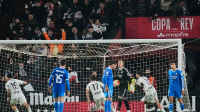 Zweitligist Albacete gelingt gegen Real Madrid die Pokal-Sensation. (Foto: Jose Breton/AP/dpa)