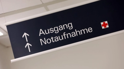 Bayerns Krankenhauslandschaft ist im Umbruch - bis zum Jahresende soll die Zuweisung der Leistungsgruppen abgeschlossen sein. (Symbolbild) (Foto: Karl-Josef Hildenbrand/dpa)