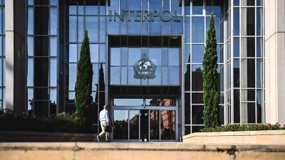 Bei dem Schlag wurden Tausende Verdächtige festgenommen. (Archivbild) (Foto: Olivier Chassignole/AFP/dpa)