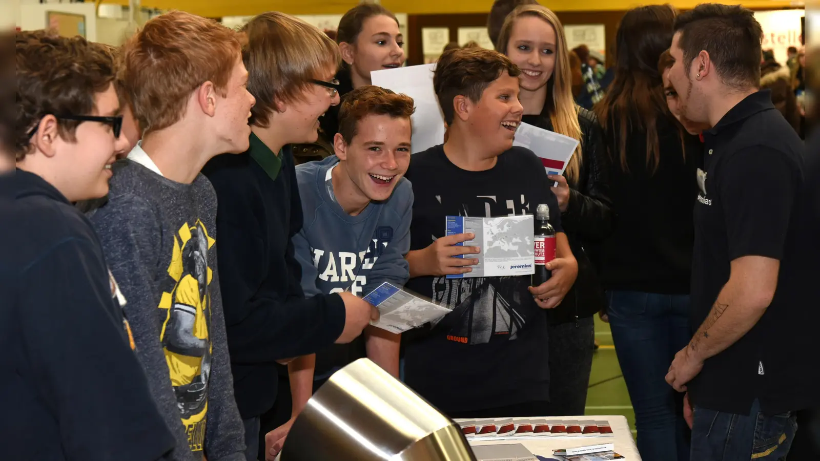 Bereits zum neunten Mal organisieren das Netzwerk Fachkräfte und das Unternehmernetzwerk Trust Business Lounge mit weiteren Partnern die Ausbildungsbörse Contact in Wassertrüdingen. (Foto: Foto Glück/Klaus Glück)
