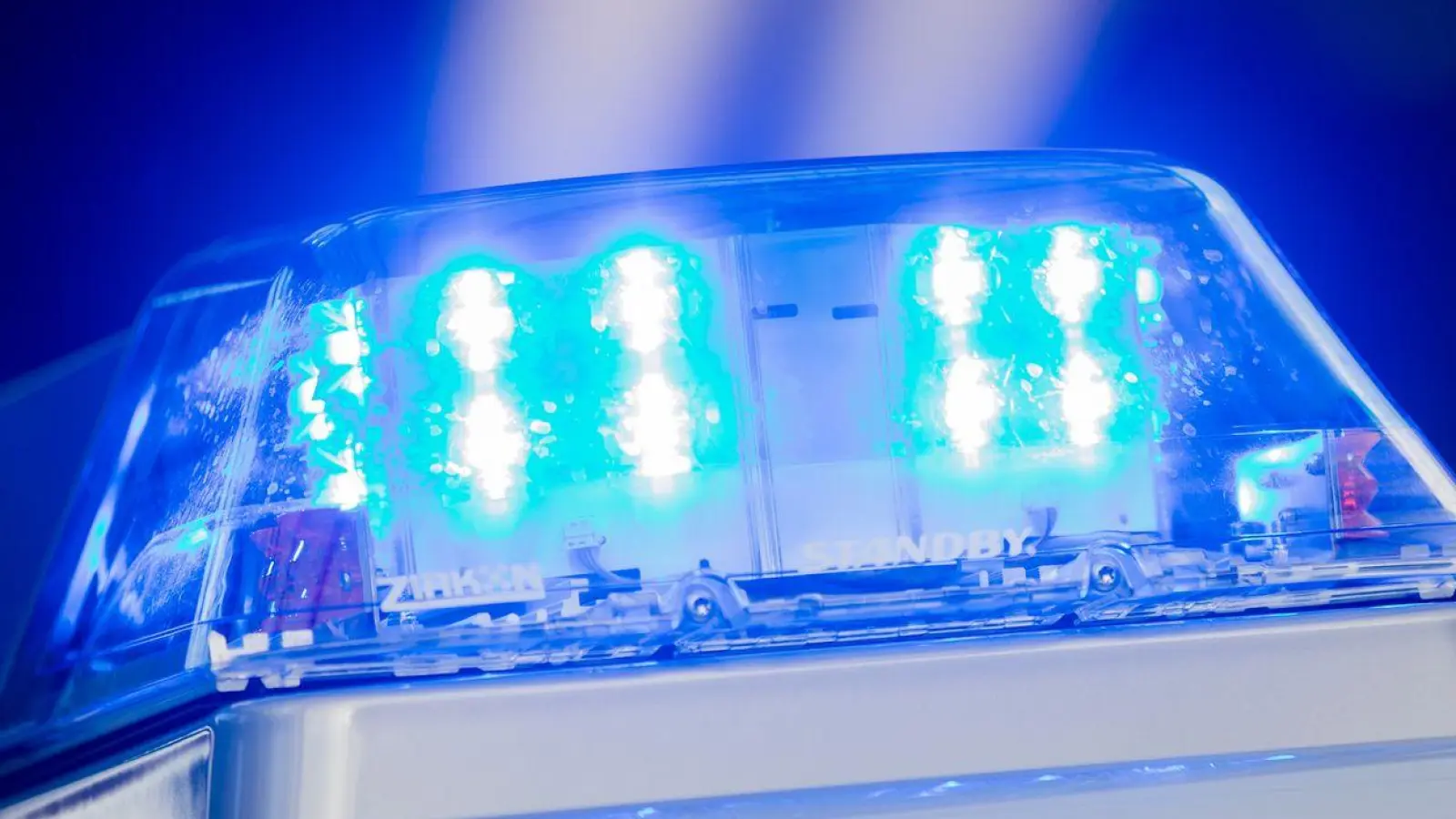 Die Polizei sucht nach den Tätern. (Symbolbild) (Foto: Rolf Vennenbernd/dpa)