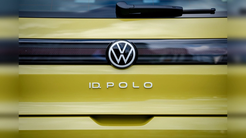 Mit dem ID. Polo verabschiedet sich VW von den Nummern in den Modellnamen und kehrt zu den bekannten Bezeichnungen zurück. Die Studie hatte noch ID.2all geheißen. (Archivbild) (Foto: Kay Nietfeld/dpa)