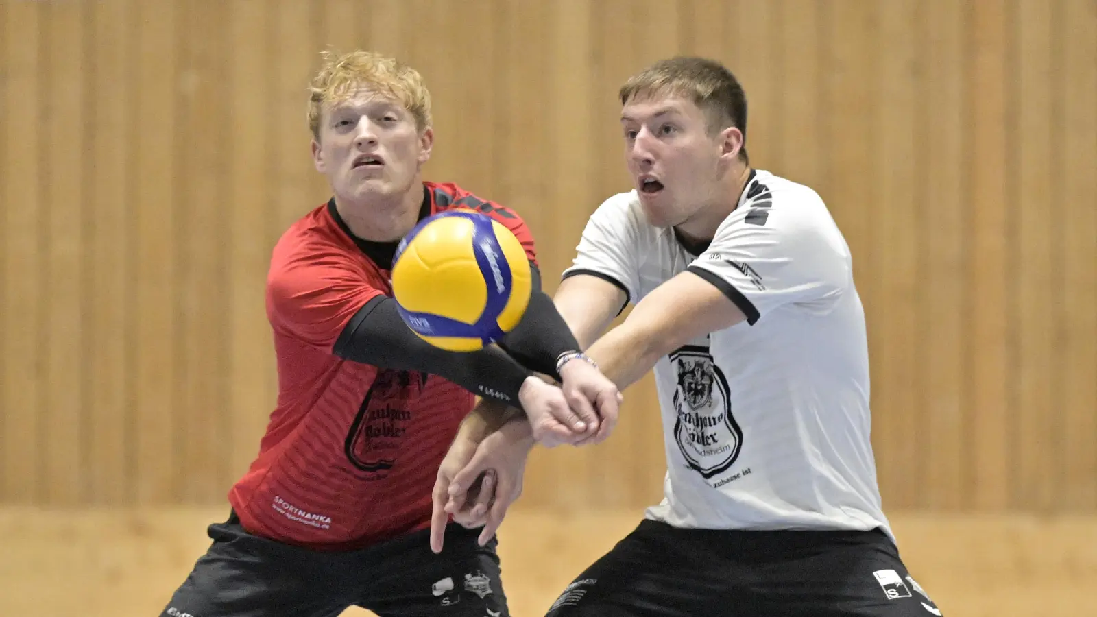 Doppelt hält besser: Niklas Eberlein (links, hier mit Tim Baltrusch in einem anderen Spiel) zeigte eine starke Leistung. (Foto: Martin Rügner)