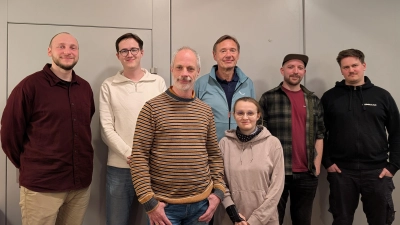 Die Verantwortlichen bei der Gründung des neuen Radsportvereins (von links): Andrej Schneider, Michael Hanselmann, Markus Junkersfeld, Joachim Reindler, Sophia Beck, Johannes Landgraf und Hannes Ströbel. (Foto: Radsportverein)