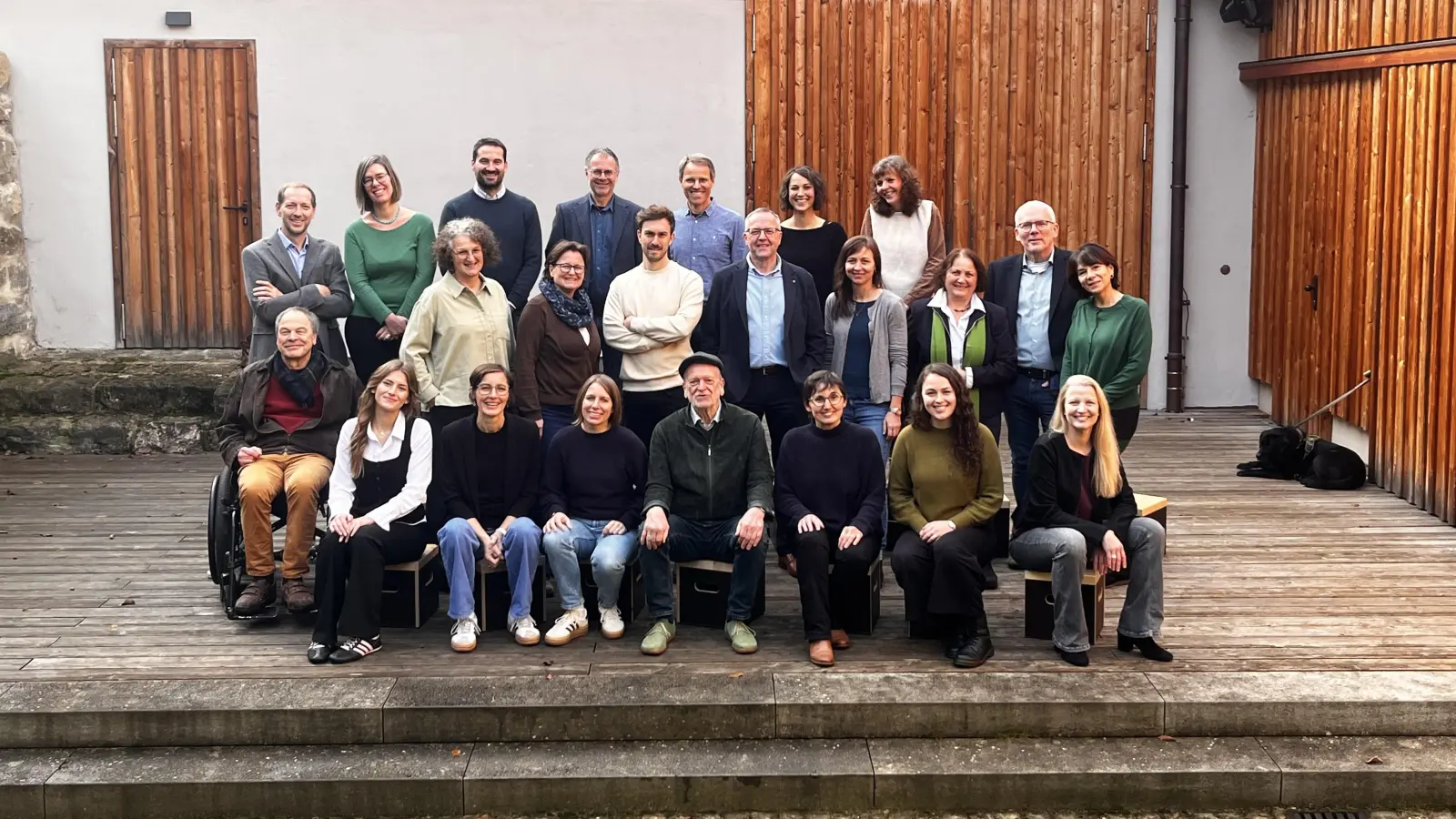 Wollen das Potenzial der Stadt Feuchtwangen heben: Die Kandidatinnen und Kandidaten der gemeinsamen Liste von Wir für Feuchtwangen und Bündnis 90/Die Grünen. (Foto: Wir/Grüne/Katharina Steca)