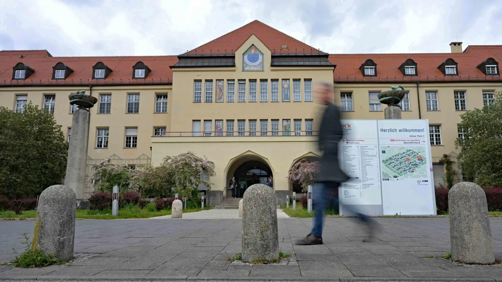 Im Klinikum Schwabing befindet sich die Kontaktperson in Quarantäne. (Foto: Malin Wunderlich/dpa)