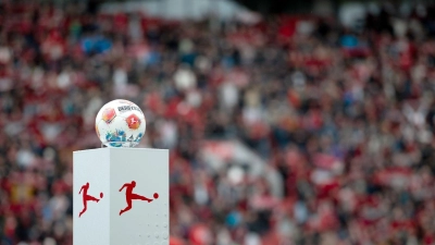 Die Bundesliga registrierte beim Umsatz einen Bestwert. (Archivbild) (Foto: Fabian Strauch/dpa)