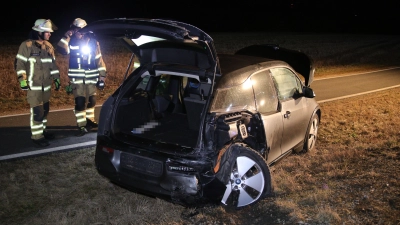 Auf der B14 bei der Abzweigung nach Unterreichenbach ist es am Sonntag wegen eines Überholmanövers zu einem Unfall gekommen. (Symbolbild: NEWS5 / Markus Zahn)