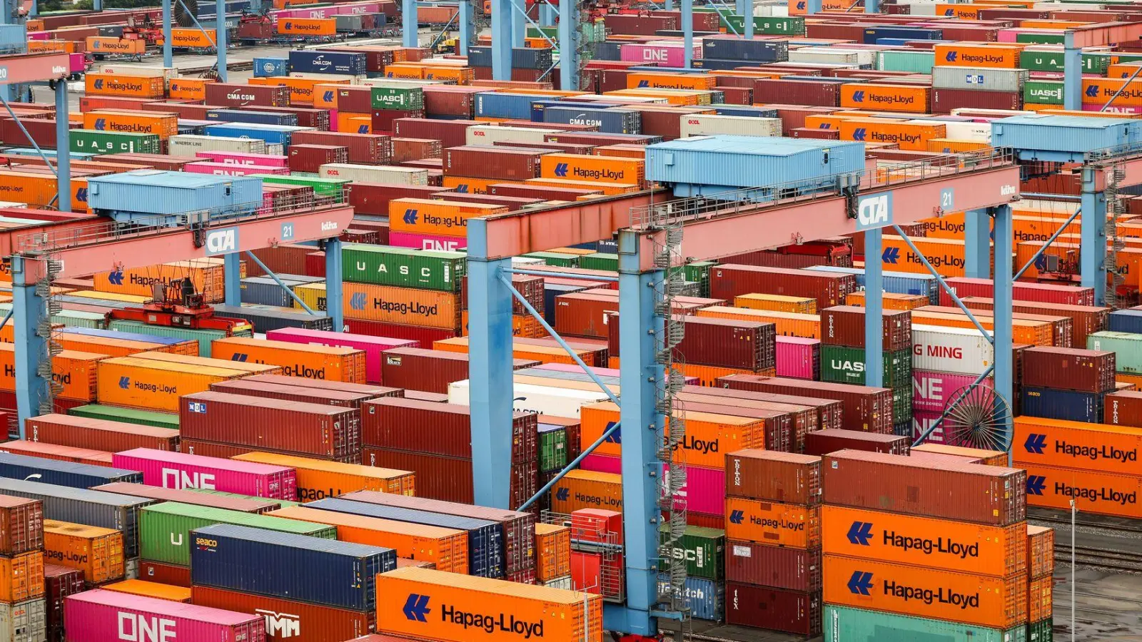 Die deutschen Exporteure erleben gerade wieder bessere Zeiten. (Archivbild) (Foto: Christian Charisius/dpa)