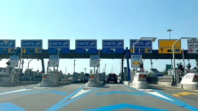 In Italien soll es bei Verspätungen wegen Autobahn-Baustellen jetzt Geld zurückgeben. (Archivfoto) (Foto: Christoph Sator/dpa)