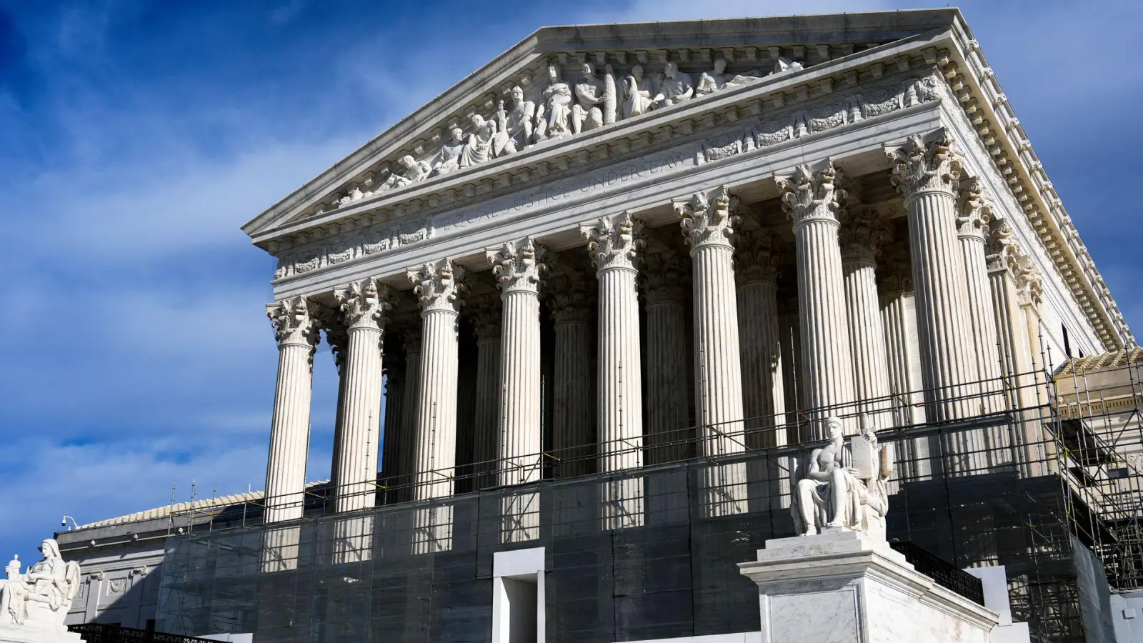 Der Supreme Court hat über das US-Geburtsrecht entschieden. (Archivfoto) (Foto: Julia Demaree Nikhinson/AP/dpa)