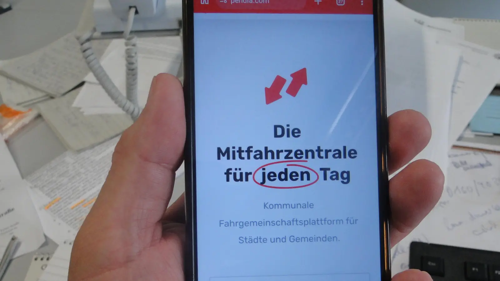 So sieht die Startseite des Mitfahr-Portals PENDLA auf dem Smartphone aus. (Foto: Winfried Vennemann)