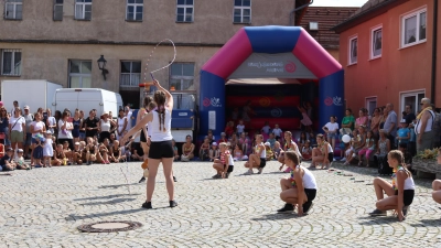 2022 fand der Jugendverbändetag in Heilsbronn statt, eine Jugendgruppe des TSV Heilsbronn zeigte bei einem Auftritt ihr Können. (Foto: Debora Kölli)