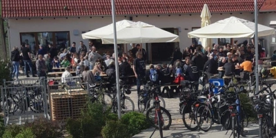 Im Dorfgemeinschaftshaus am Sportplatz wird Kirchweih vom 13. bis 17. Mai 2026 gefeiert. Das sollten Sie nicht verpassen! (Foto: Gemeinde Wörnitz)