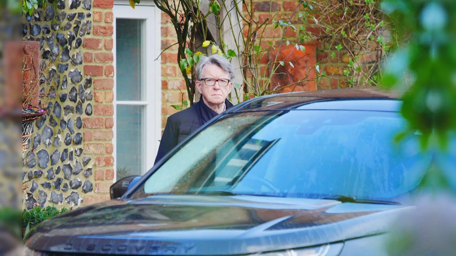 Der frühere britische Botschafter in den USA Peter Mandelson geriet wegen seiner Beziehung zum verstorbenen US-Multimillionär in den Fokus von Ermittlungen. (Archivfoto) (Foto: Ben Birchall/PA Wire/dpa)