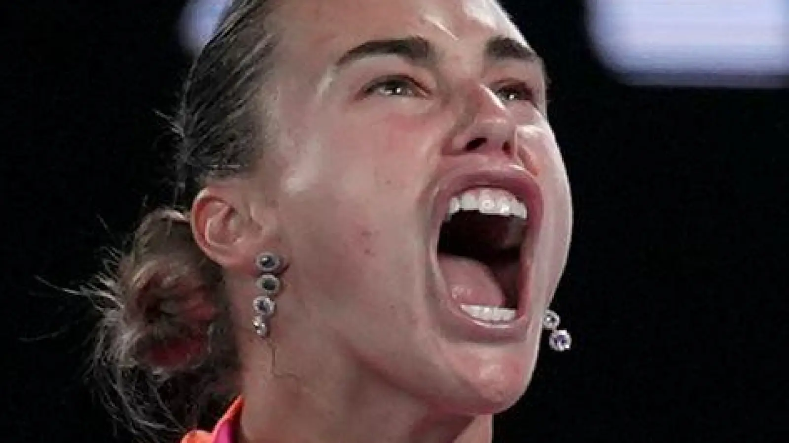 Aryna Sabalenka hat in Melbourne ihren dritten Titel verpasst. (Foto: Dita Alangkara/AP/dpa)