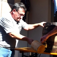 Bürgermeister Werner Wirth übernimmt den Bieranstich am Samstag.  (Foto: Gudrun Schwarz-Köhler)