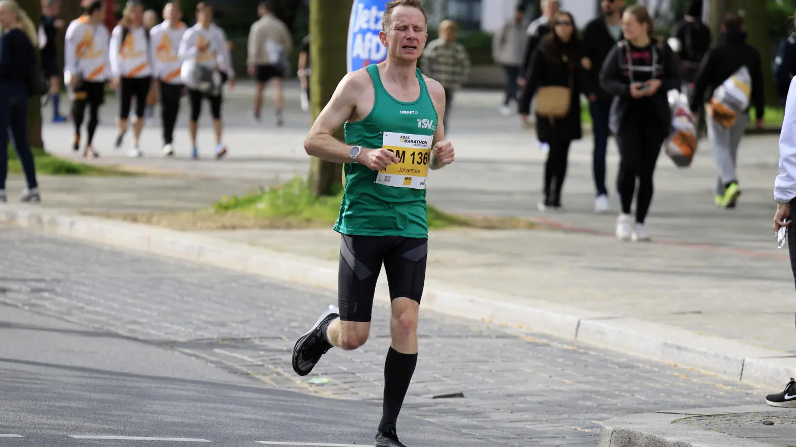 Bestzeit trotz Schmerzen: Johannes Strobel in Hannover. (Foto: Theo Kiefner)