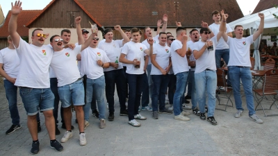 Die Ortsjugend freut sich auf die Kerwa.  (Foto: Alexander Biernoth)