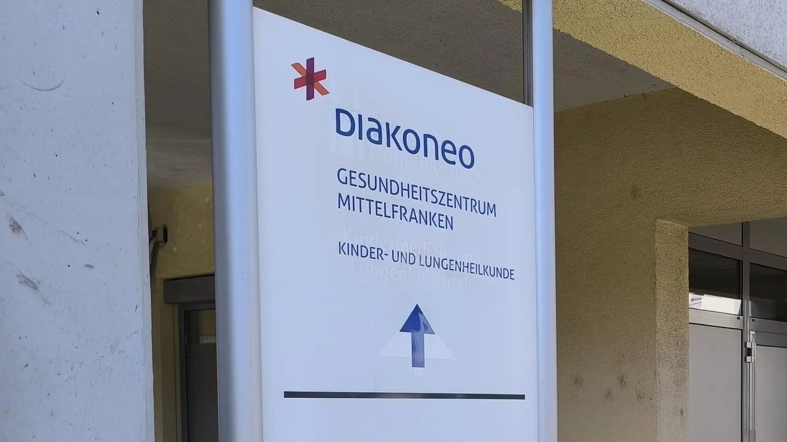 Beim MVZ Lungenheilkunde in Ansbach werden ab sofort wieder Patientinnen und Patienten behandelt.  (Archivbild: Thomas Schaller)