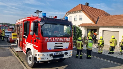 Mit einem Großaufgebot rückten drei Feuerwehren nach Eschenbach aus. (Foto: Rainer Weiskirchen)