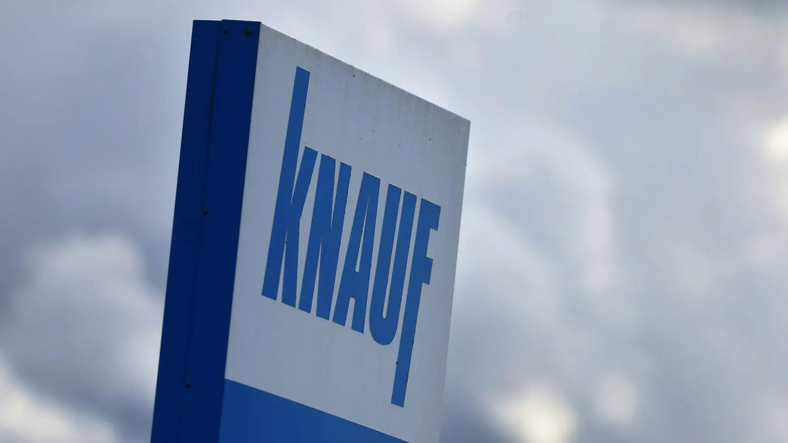 Der Verkauf des Russland-Geschäfts des fränkischen Baustoff-Herstellers Knauf ist bisher nicht gelungen. (Archivbild)  (Foto: Karl-Josef Hildenbrand/dpa)